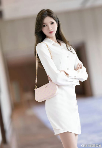 留学生依鸣一战三安装界面